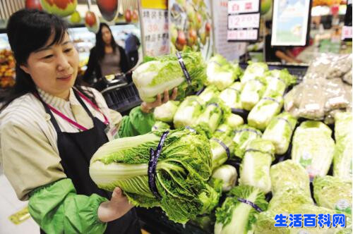 “甲醛”泡白菜是行業潛規則?冬季選白菜需警惕!