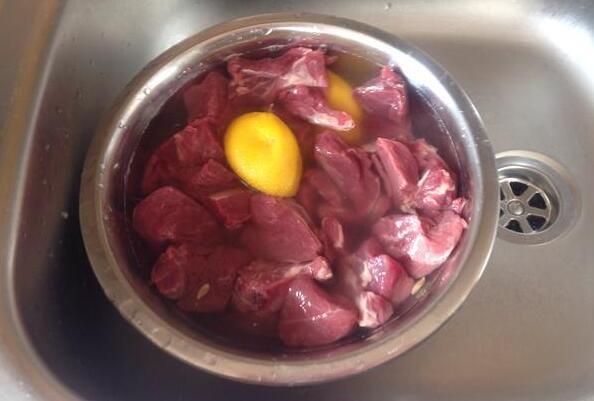 生肉這樣洗越洗越髒?教你如何正確洗生肉