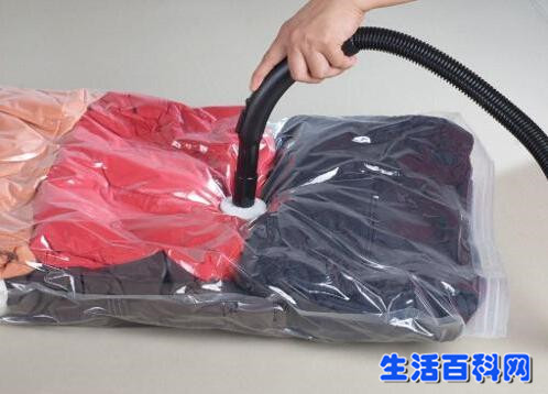 羽絨服清洗與保存指南：避免洗衣機爆炸，安全清潔技巧