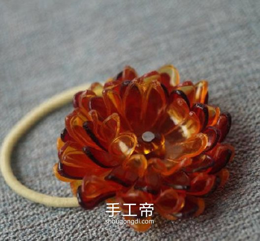 塑料瓶變花頭飾：DIY 漂亮發繩的步驟