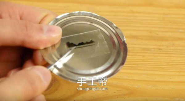 用易拉罐DIY備用鑰匙：簡單步驟教學