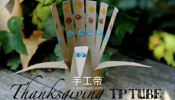 紙筒手工孔雀｜簡單兒童DIY教程