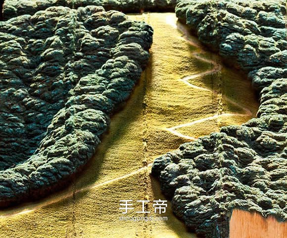 逼真的山川書雕作品：手工藝術欣賞