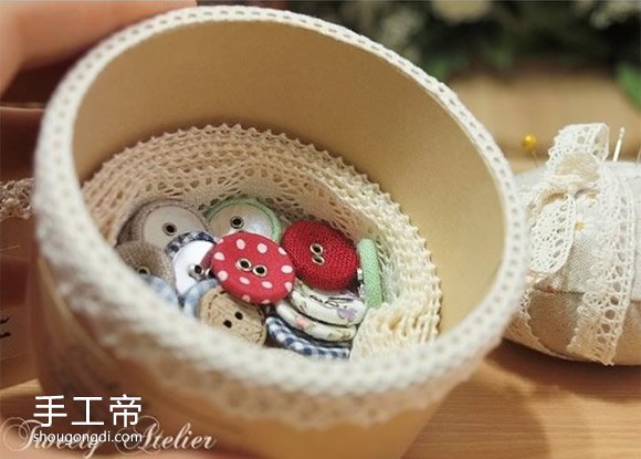 胶带纸筒改造收纳盒DIY，带针插功能实用又环保