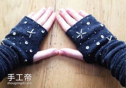 保暖襪變星願！手把手教你用舊長襪DIY星空手套