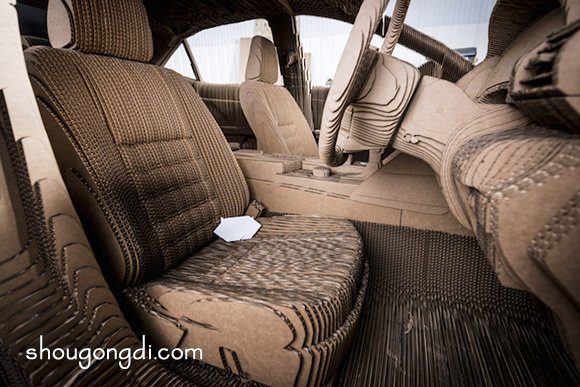 瓦楞紙汽車模型DIY - 手工製作豪華雷克薩斯模型