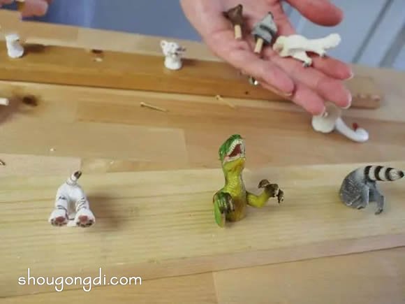 不要的小玩具制作掛架|自製趣味掛鉤架子DIY