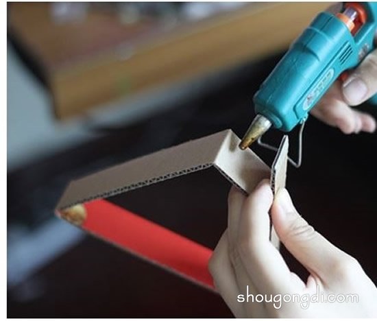 硬纸板废物利用DIY：六角台灯制作教程