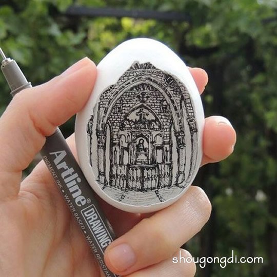 手工鸡蛋壳画作品欣赏：绘于蛋壳内壁的艺术精品