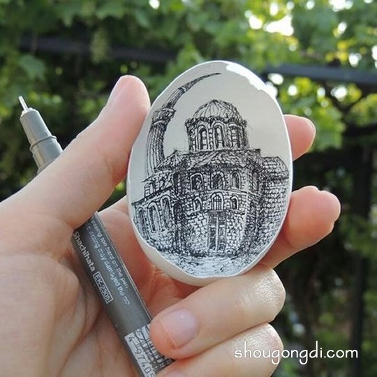 手工鸡蛋壳画作品欣赏：绘于蛋壳内壁的艺术精品