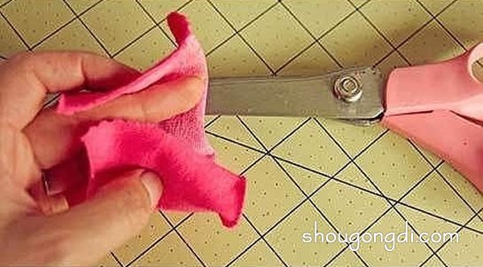 舊襪子改造小蛇｜布藝手工DIY教你變廢為寶