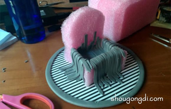 塑料泡沫板手工制作铁王座步骤指南