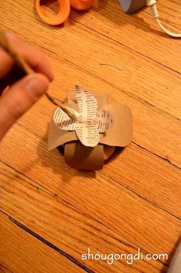 卷紙筒DIY：手工制作精美花朵圖解