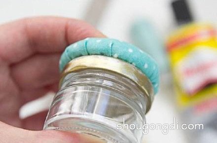 可爱玻璃瓶针插的做法：手工布艺小清新针插制作