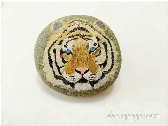 卵石老虎頭像DIY：將普通石子變身為精美手工藝品