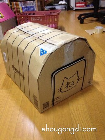 大號紙箱變寵物屋：DIY狗窩與貓窩的實用指南