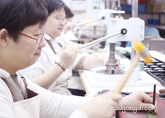 易拉罐手工制作手表:創意時尚DIY易拉罐腕表