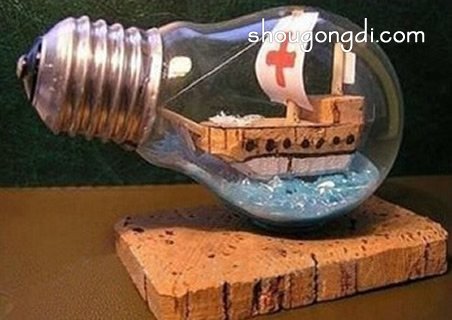 廢燈泡DIY漂流瓶裝飾：手作改造步驟圖解