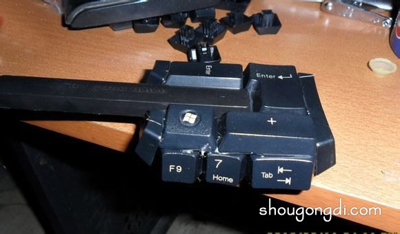 廢鍵盤變寶DIY：手作坦克模型完整教學