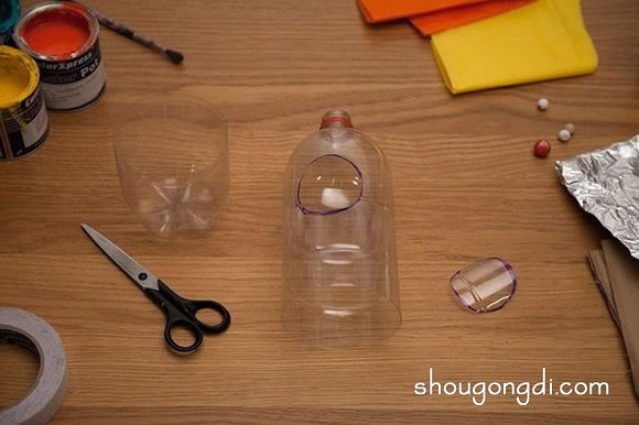兒童航天飛機模型DIY教學：飲料瓶與瓦楞紙的創意製作