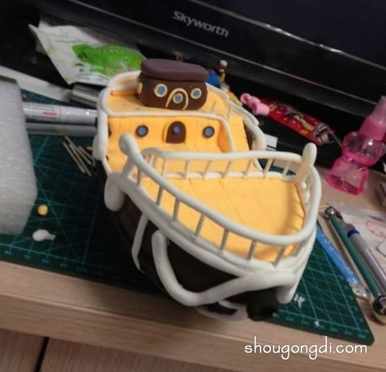 泡沫板變廢為寶：DIY 海盜王黃金梅麗號模型船
