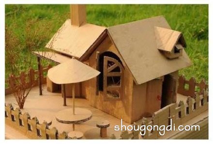 廢舊紙箱變金剛：瓦楞紙DIY打造精緻房屋模型