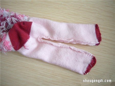 舊襪子變兔子玩具：簡單布藝手工DIY