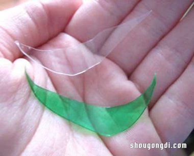 廢棄塑料瓶變身精美盆栽：DIY塑料花製作教程