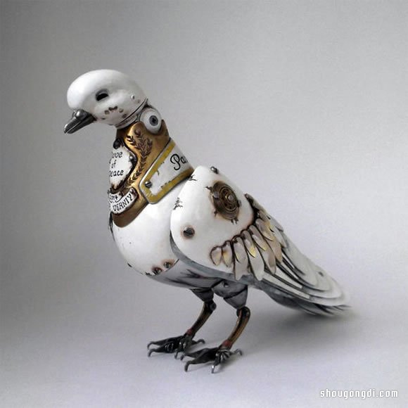 廢棄機械零件手工DIY：精緻動物工藝品