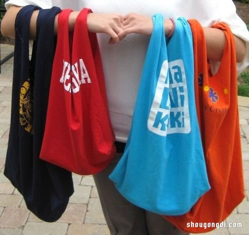 女生舊T恤改造DIY創意教學｜編織地毯、項鍊、購物袋與性感T恤