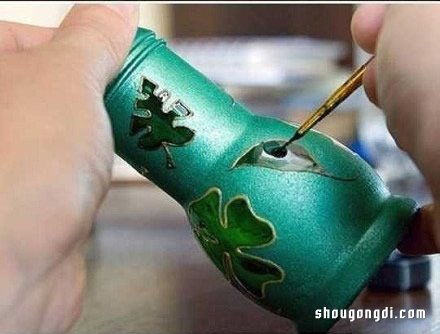 玻璃瓶手工DIY：製作精美花瓶與裝飾擺件