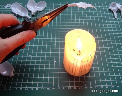 塑料勺子DIY：制作牡丹花项链吊坠