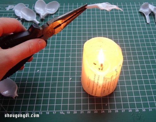 塑料勺子變廢為寶：DIY超逼真牡丹花胸花與項鏈