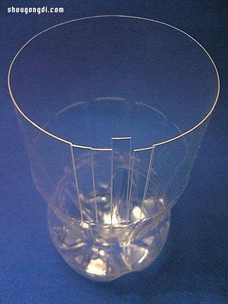 可口可乐瓶变废为宝DIY:制作精美花瓶
