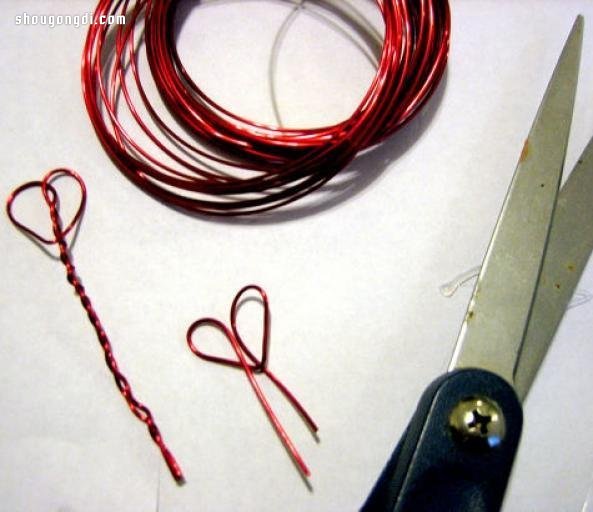 廢舊燈泡DIY情人節禮物：手工心形擺件制作教學