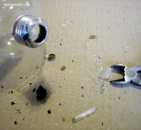 廢舊燈泡DIY情人節禮物：手工心形擺件制作教學