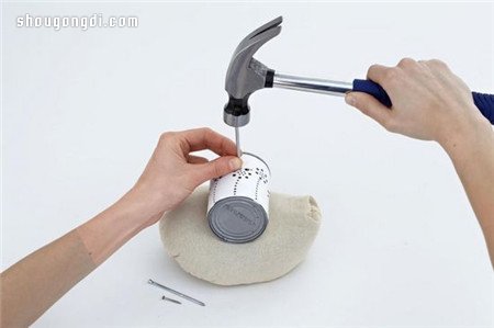 鐵罐廢物利用DIY：浪漫蠟燭燭台手作教學