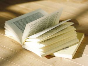 如何清除書上污漬？書籍清潔小竅門分享