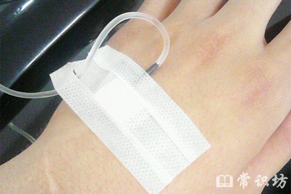 輸液速度勿隨意調節:心臟負荷與正確滴速指南