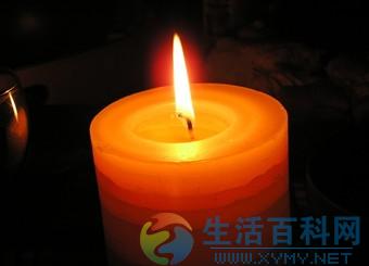 如何讓蠟燭不流淚？蠟燭燃燒不流蠟油的方法