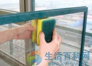 【圖文教學】隱形紗窗怎麼清洗?5個實用清潔技巧大公開