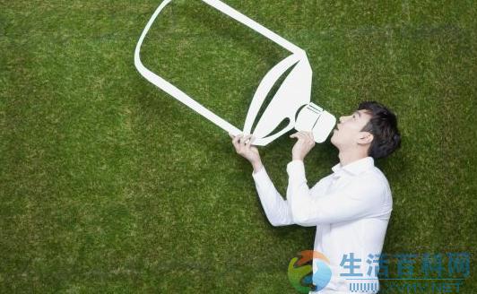 解酒妙方:蜂蜜水治酒后头痛及其他實用技巧