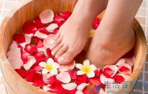 如何去除3種身體異味?腋下、足部、頭皮對策大公開