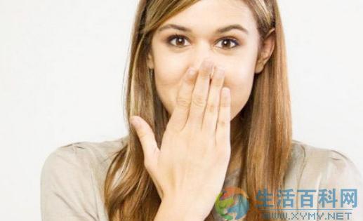 打嗝不止怎麼辦？冷敷與穴位按摩快速止嗝