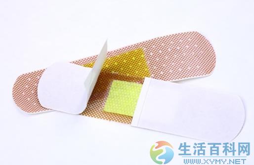 創可貼的6大實用妙用：從修眼鏡到緩解磨腳