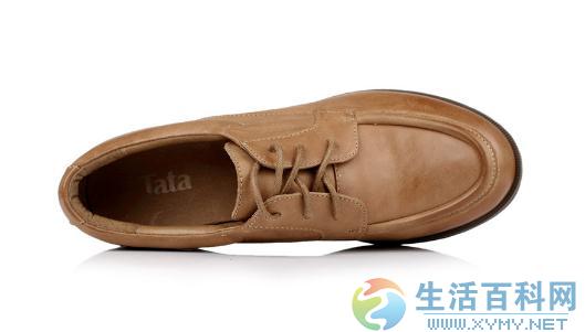 如何將舊皮鞋改造成蝴蝶結高跟鞋｜簡易DIY步驟