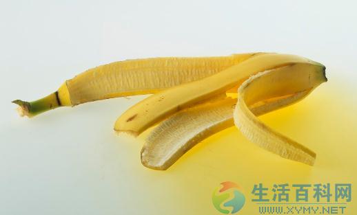 香蕉皮的9大妙用:擦皮鞋、护肤与保健小偏方