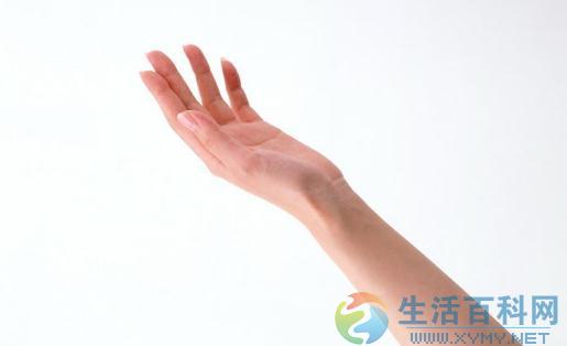 如何用白糖巧妙去除手上的油污？