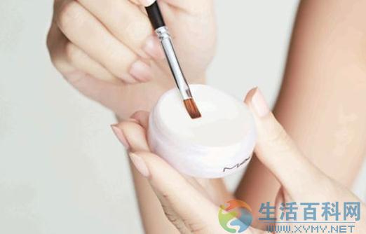 過期化妝品的實用重生：10個生活妙用
