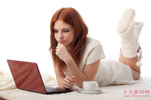 女性長時間上網的潛在風險與護理對策